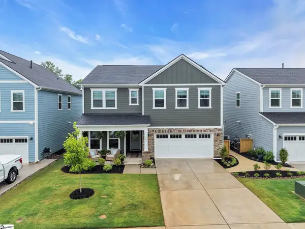 106 Winding Stream Circle, Simpsonville, SC 29681