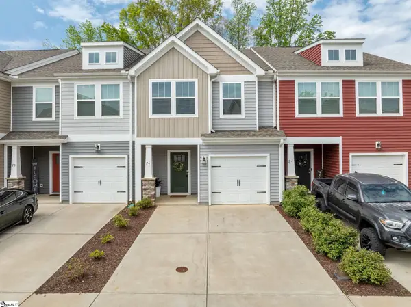 26 Starlake Road, Simpsonville, SC 29681