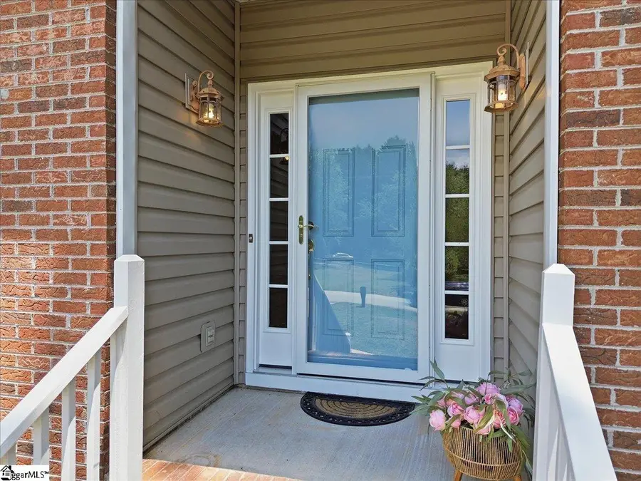 407 Roberts Road, Taylors, SC 29687 - #2