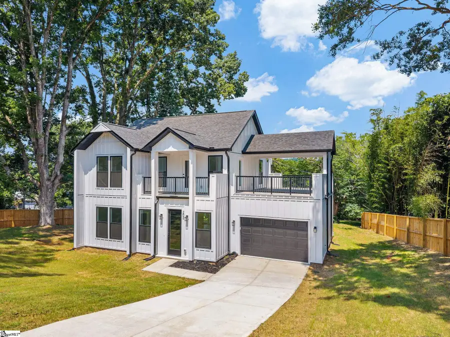 202 Pine Street, Easley, SC 29640 - #3
