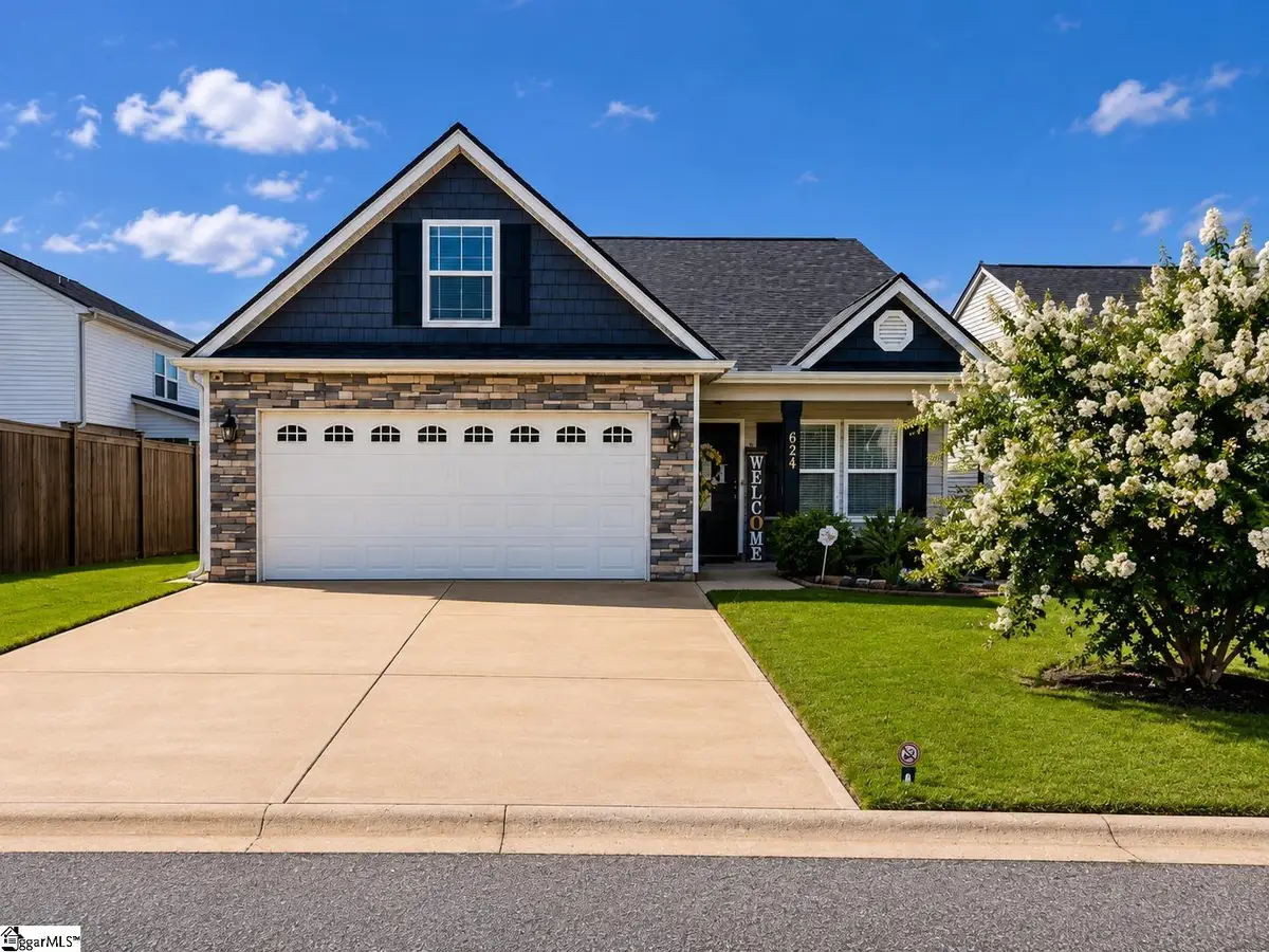 624 Parkway Village Road, Boiling Springs, SC 29316 - #1