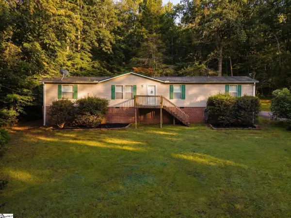 112 Possum Holler Drive, Pickens, SC 29671
