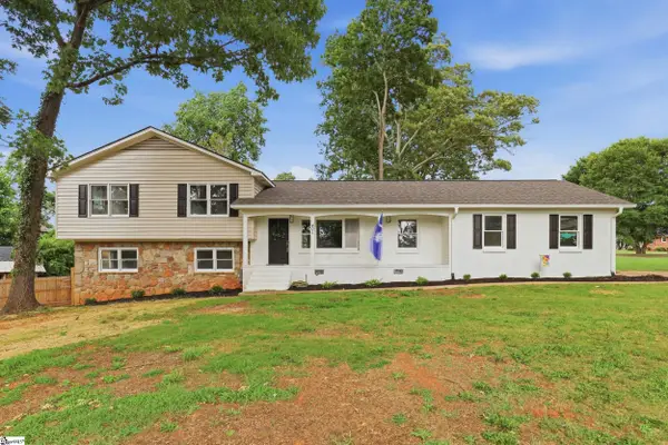 401 Clarendon Drive, Easley, SC 29642