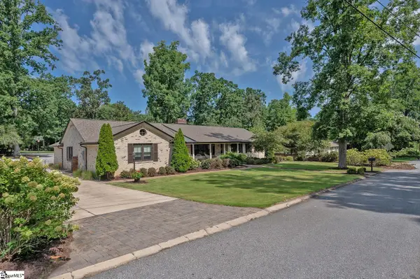 303 Bridgewater Drive, Greenville, SC 29615