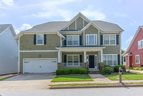 6 Moss Wood Circle, Simpsonville, SC 29681
