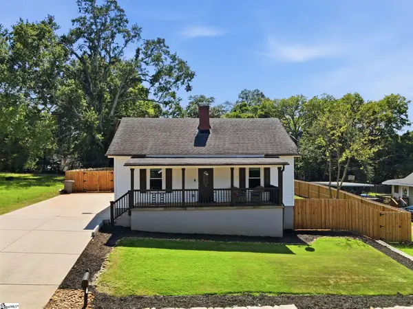 35 W 5th Street, Greenville, SC 29611