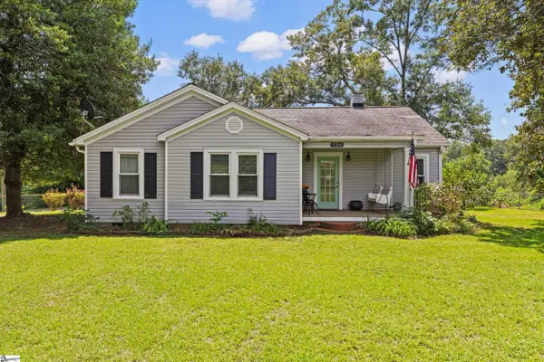 726 Foster Road, Inman, SC 29349