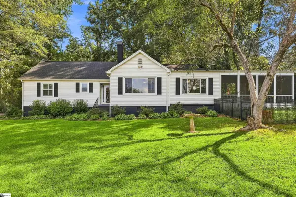 501 N B Street, Easley, SC 29640-2135