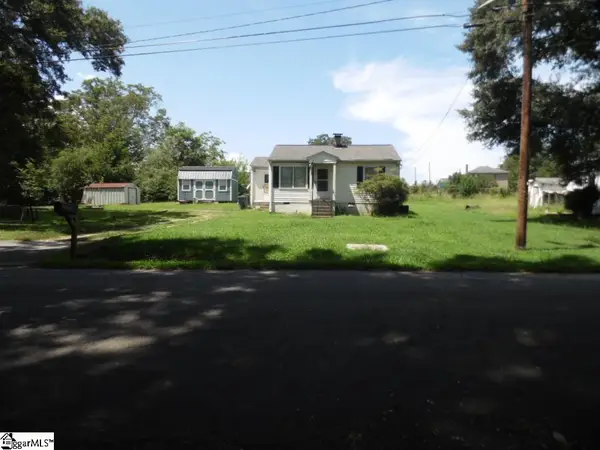 207 Flora Avenue, Greenville, SC 29611
