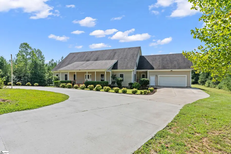 397 Lindsey Lake Road, Travelers Rest, SC 29690 - #2