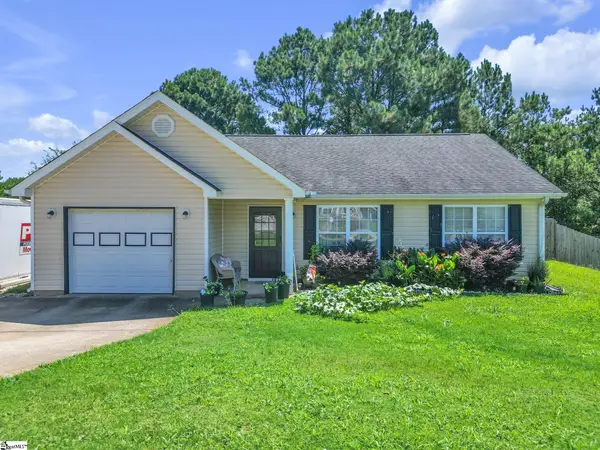2004 Small Meadows Court, Fountain Inn, SC 29644
