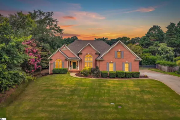 105 River Walk Drive, Simpsonville, SC 29681