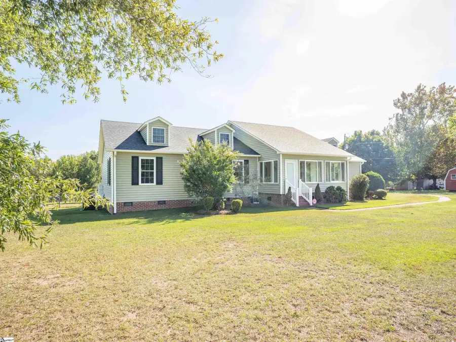 1955 E Georgia Road, Woodruff, SC 29388 - #2