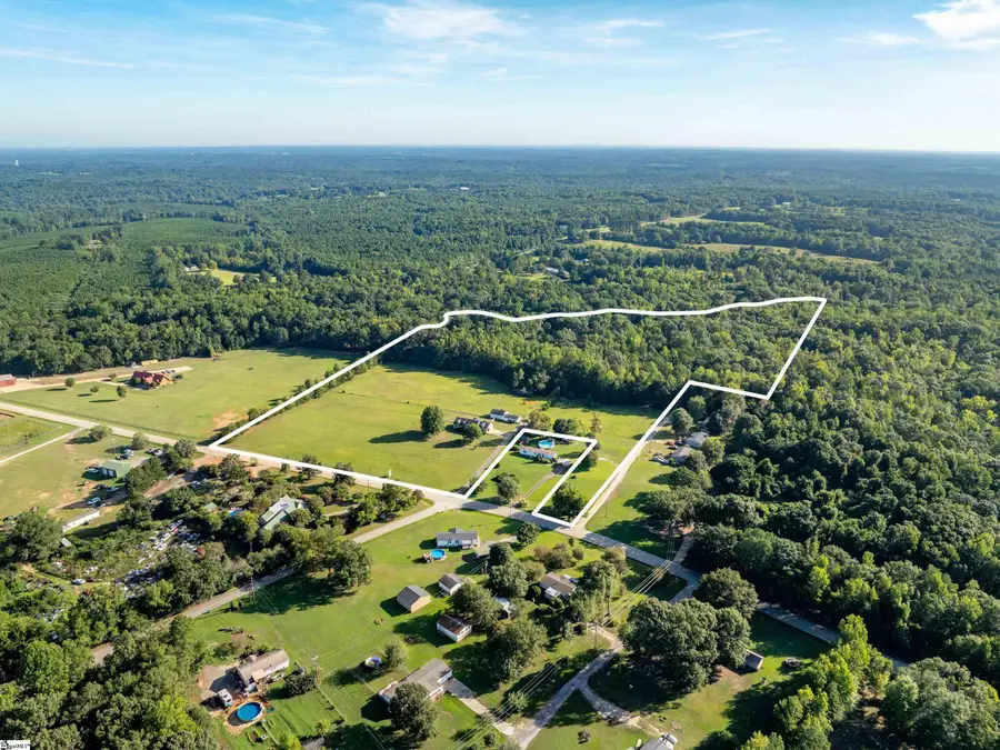 1955 E Georgia Road, Woodruff, SC 29388 - #3