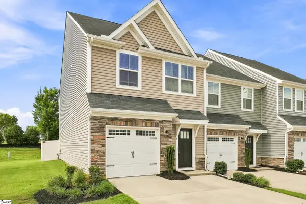 3 Country Dale Drive, Greer, SC 29650