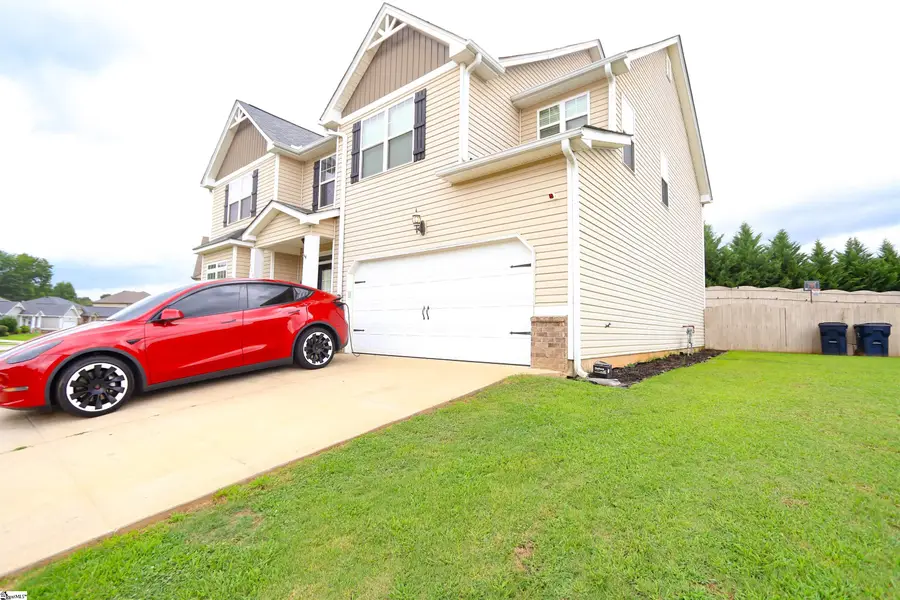 526 W Holloway Drive, Woodruff, SC 29388 - #2