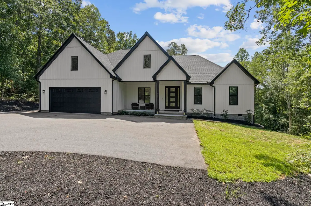 433 Lynn Road, Taylors, SC 29687 - #1
