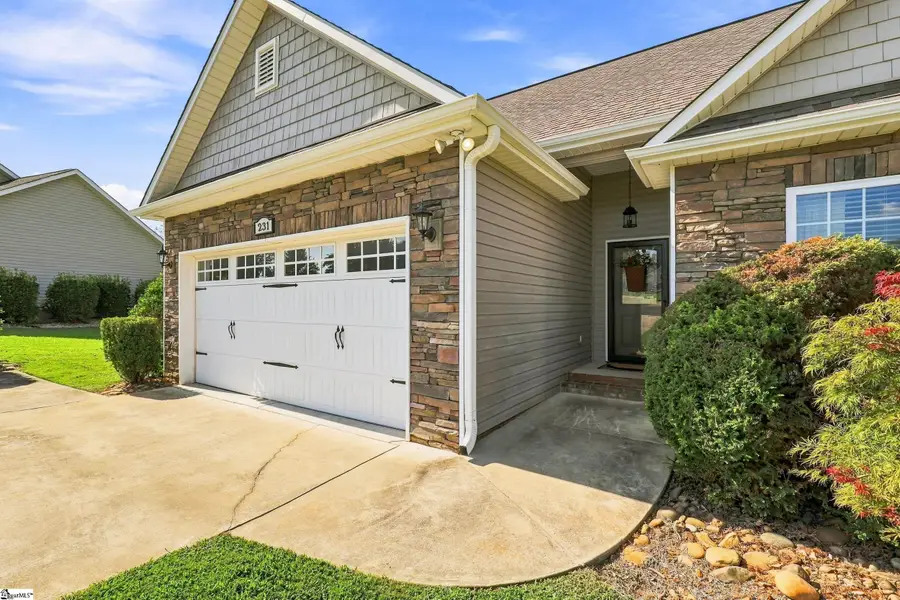 231 Metcalf Court, Spartanburg, SC 29306-6360 - #3