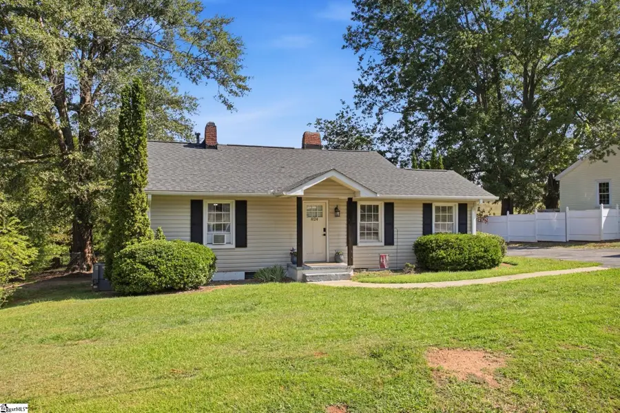 824 Chick Springs Road, Taylors, SC 29687 - #2