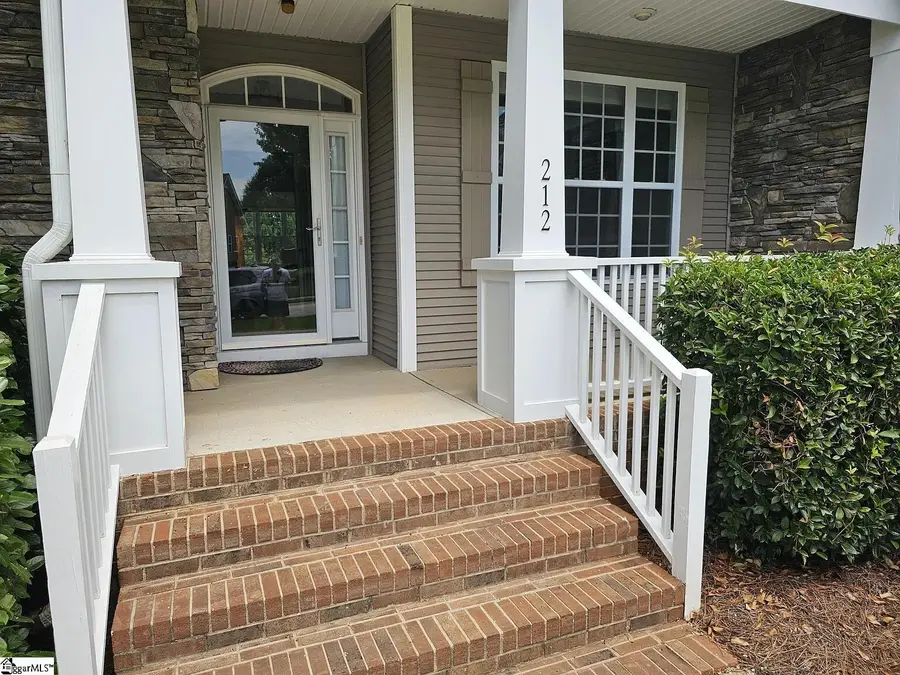 212 Medford Drive, Greer, SC 29650 - #3