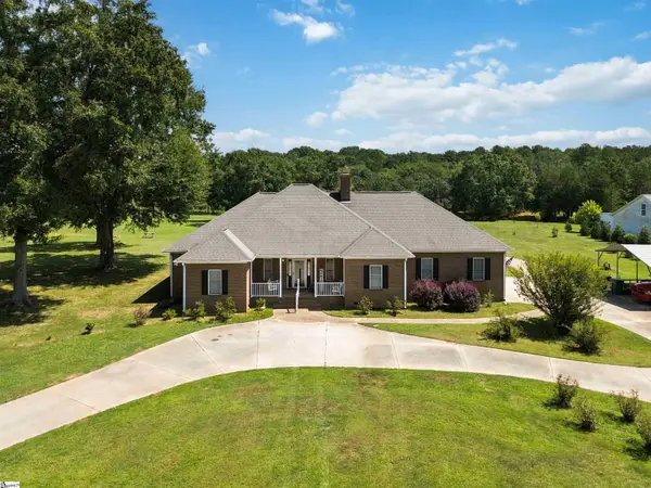 2861 Fairveiw Road, Fountain Inn, SC 29644