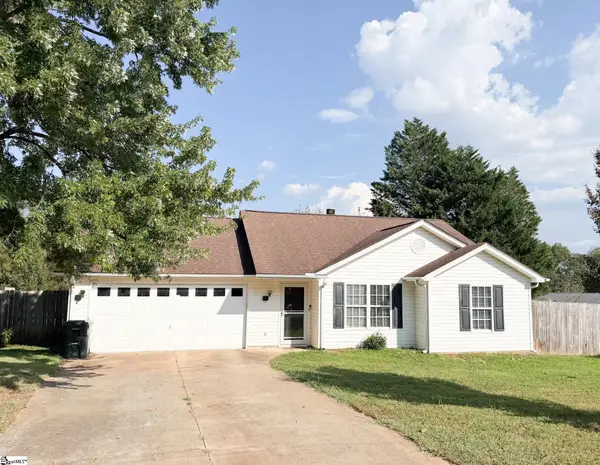 8 Bass Way, Taylors, SC 29687
