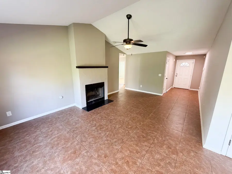 8 Bass Way, Taylors, SC 29687 - #2