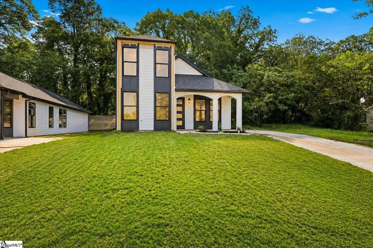 579 Bee Street, Spartanburg, SC 29303 - #1