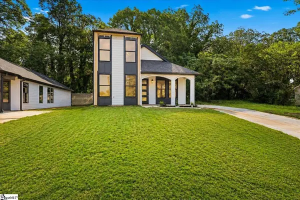 579 Bee Street, Spartanburg, SC 29303