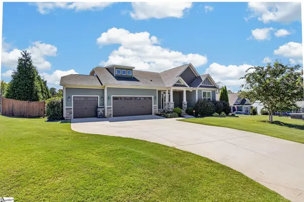 201 Ridgefield Lane, Greer, SC 29651