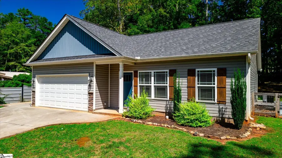 426 Wood Street, Central, SC 29630 - #3
