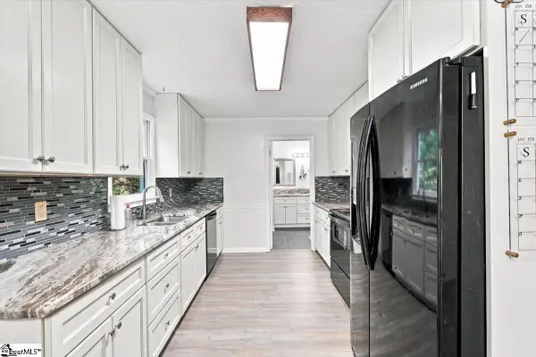 301 Mountain View Court, Greenville, SC 29611