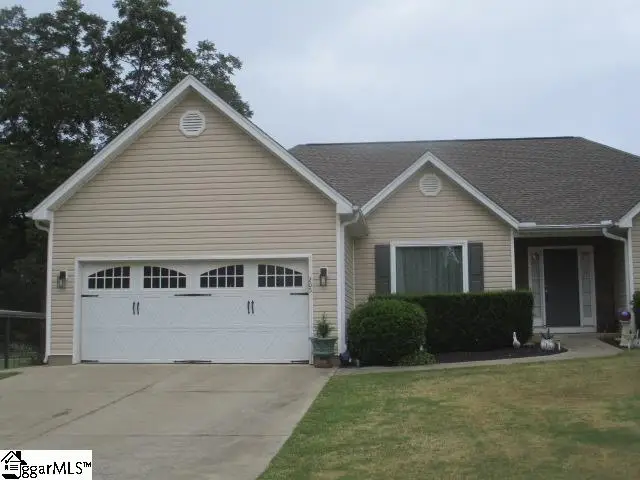 205 Fairhaven Drive, Greer, SC 29651 - #2