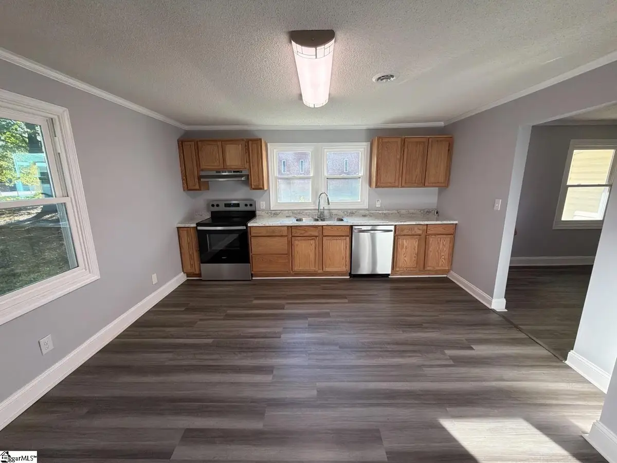 215 W Roosevelt Drive, Anderson, SC 29626 - #1