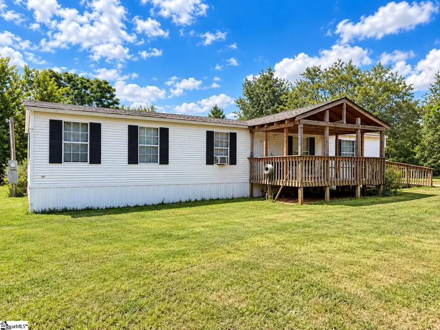 215 W Roosevelt Drive, Anderson, SC 29626 - #2
