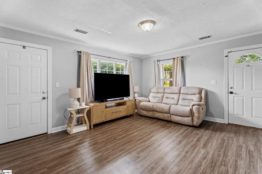 115 Clover Street, Liberty, SC 29657 - #2