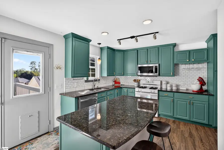 10 River Run, Greenville, SC 29605 - #3