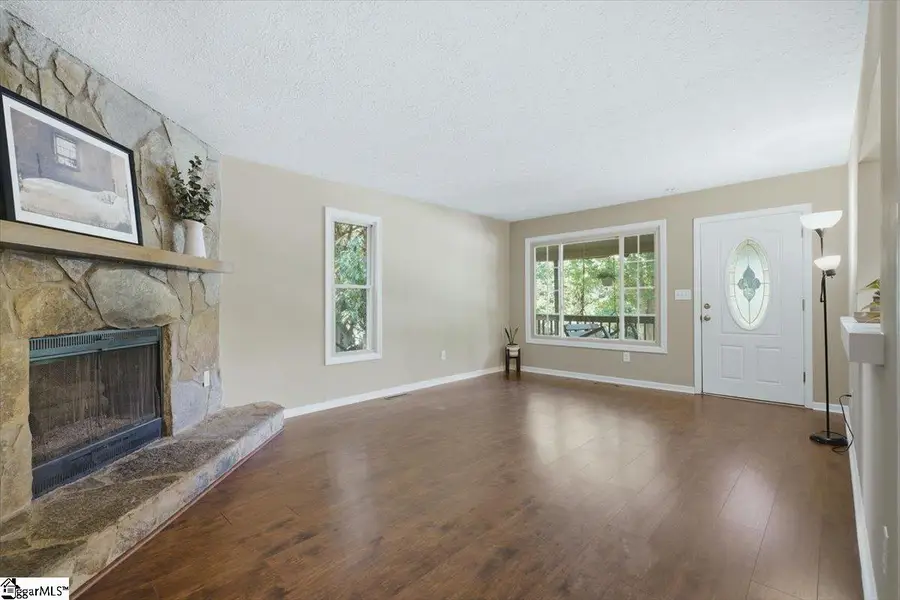 124 Nottingham Lane, Easley, SC 29640 - #3