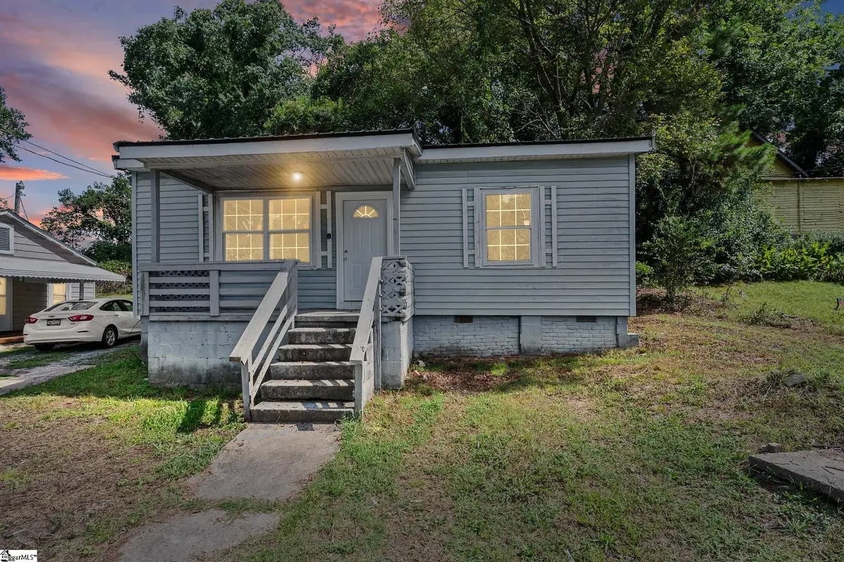 204 Hunters Court, Laurens, SC 29360 - #1