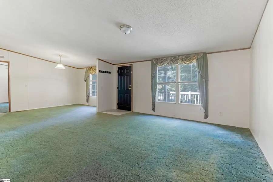 214 Chantilly Circle, Starr, SC 29684 - #2