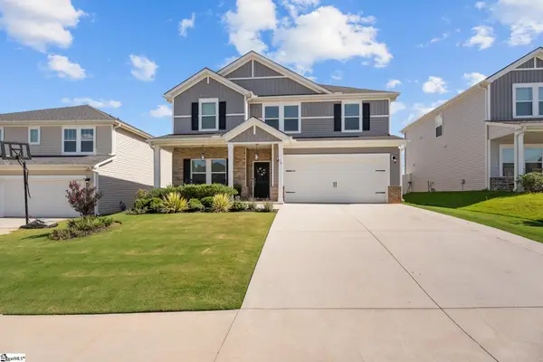 14 Shorncliffe Road, Simpsonville, SC 29680