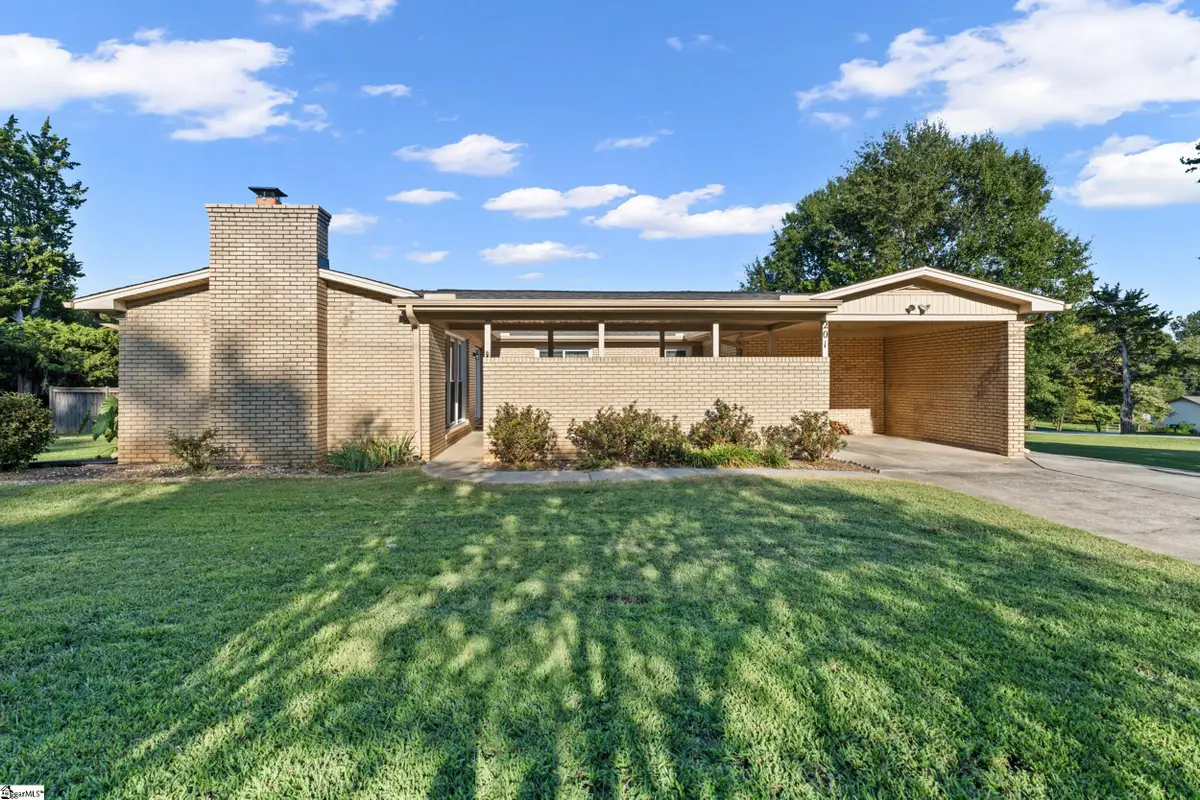 201 Eastview Drive, Simpsonville, SC 29681 - #1