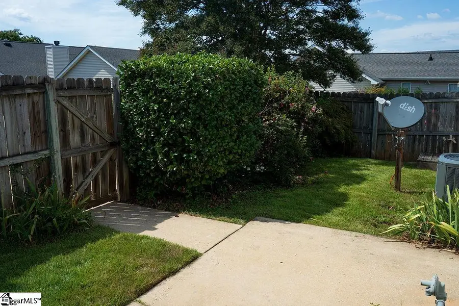 11 Hillside Glen Drive, Greer, SC 29650 - #2