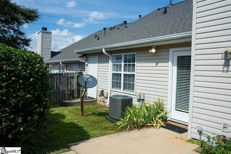 11 Hillside Glen Drive, Greer, SC 29650 - #3