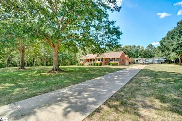 601 Smithville Road, Mountville, SC 29370