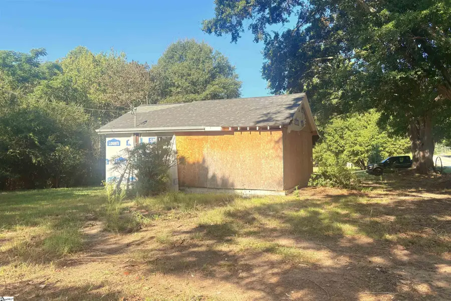 7815 W 76 Highway, Laurens, SC 29360 - #2