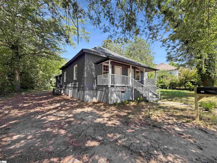 372 Oliver Street, Spartanburg, SC 29303 - #2