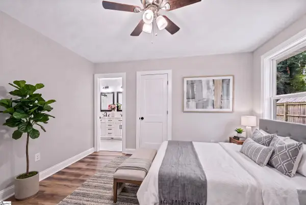 22 Gurley Avenue, Greenville, SC 29605