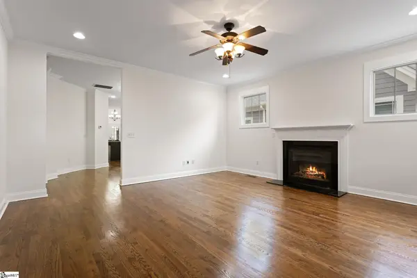 6 Worthington Court, Simpsonville, SC 29681-3527