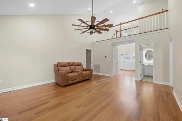 4 Plum Creek Lane, Greenville, SC 29607